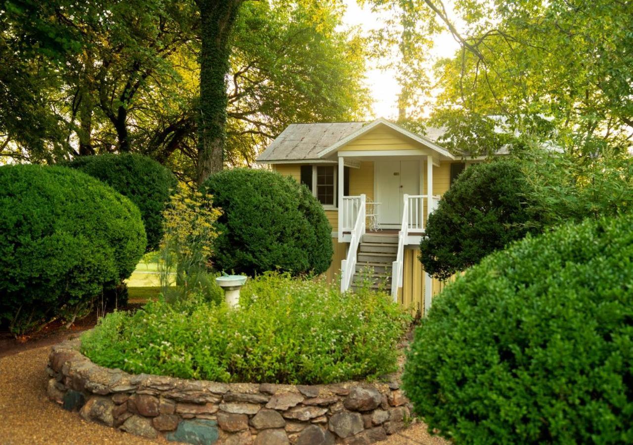 Prospect Hill Inn & Restaurant Zion Crossroads Екстер'єр фото