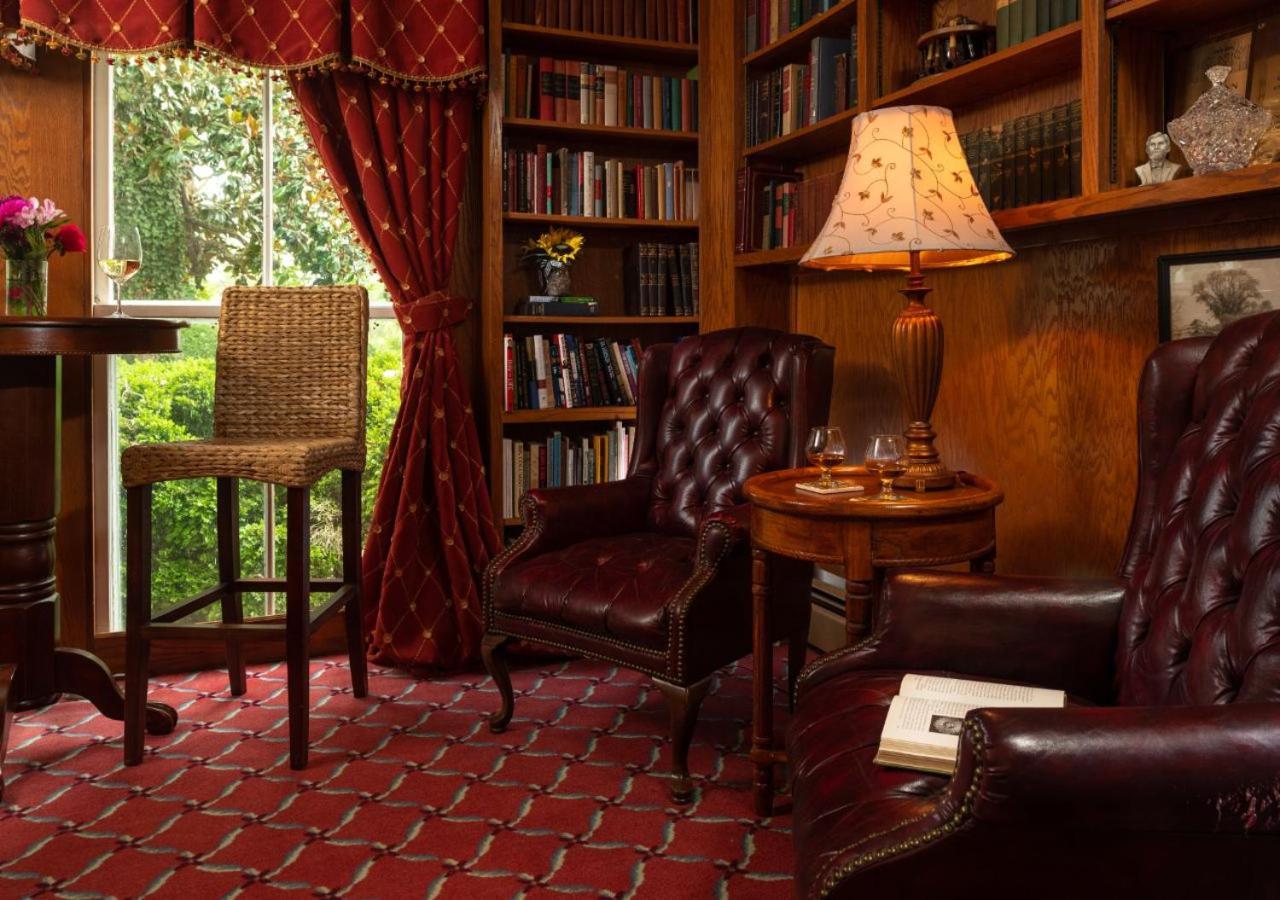 Prospect Hill Inn & Restaurant Zion Crossroads Екстер'єр фото