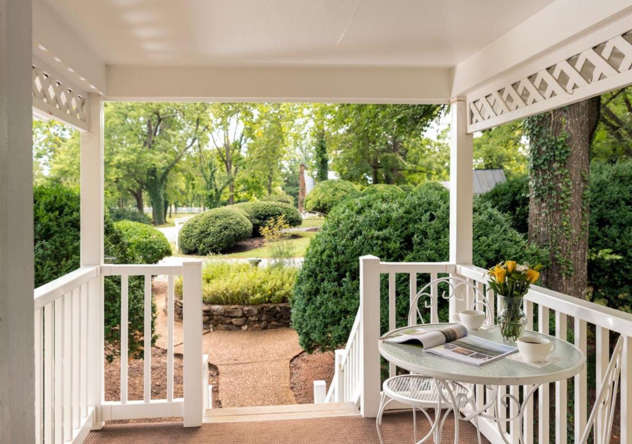 Prospect Hill Inn & Restaurant Zion Crossroads Екстер'єр фото