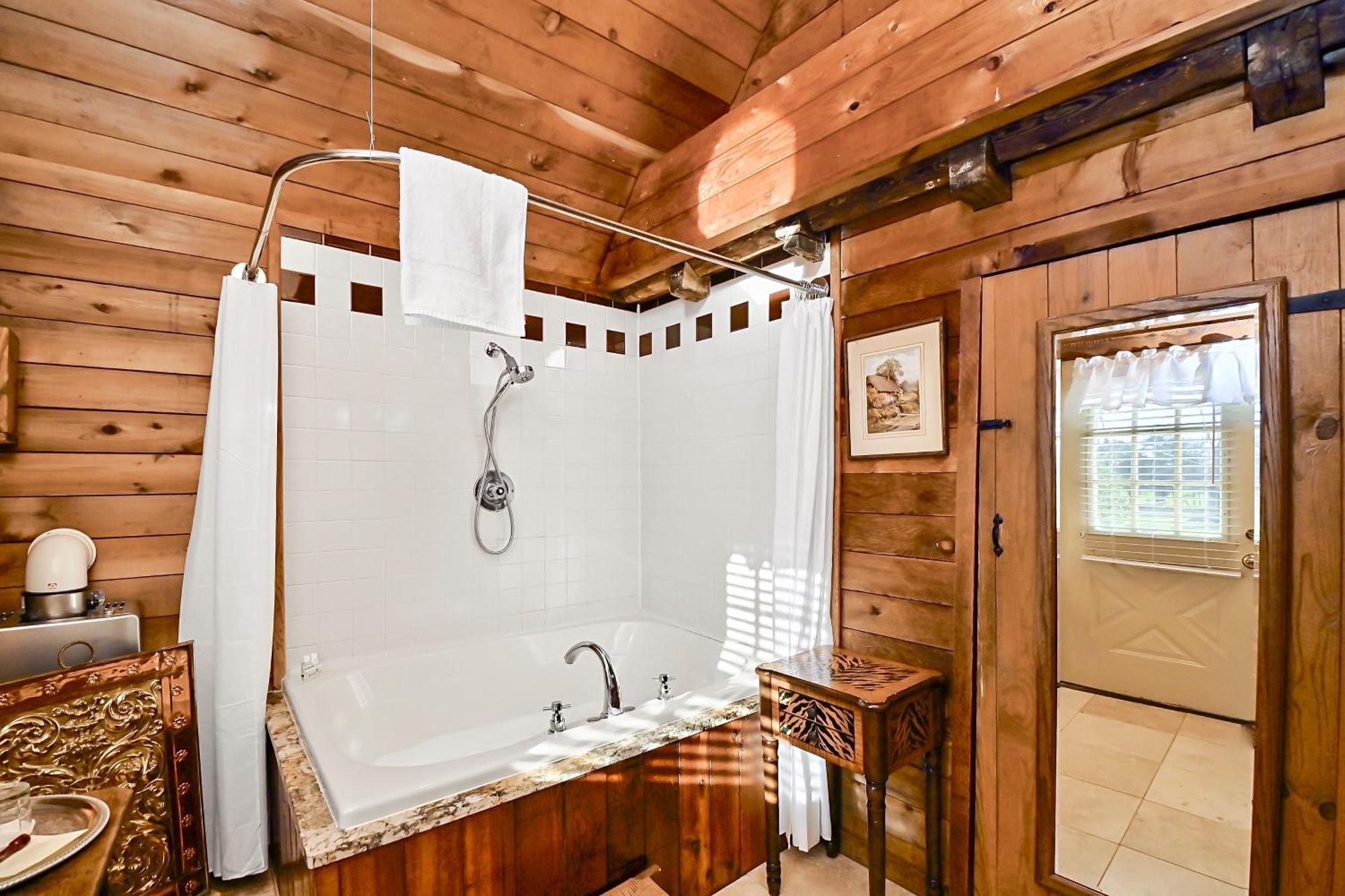 Prospect Hill Inn & Restaurant Zion Crossroads Екстер'єр фото